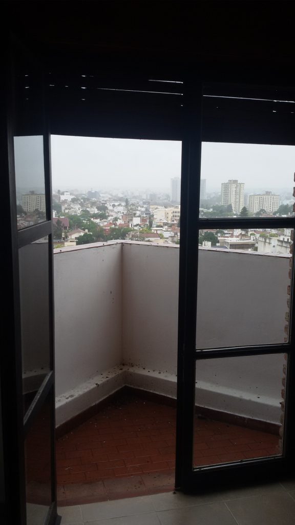 Dpto. en ALQUILER de 1 dorm. en Bº Cofico con hermosa vista de la ciudad para ENERO