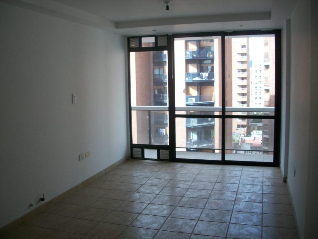 Dpto. 1 dorm y 1/2 – Ob. Salguero 572 – Nva Cba Dpto. 1 dorm y 1/2 – Ob. Salguero 572 – Nva Cba